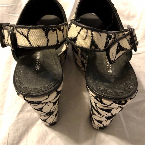 Alice + Olivia Platform Sandals - Picture 6 of 6